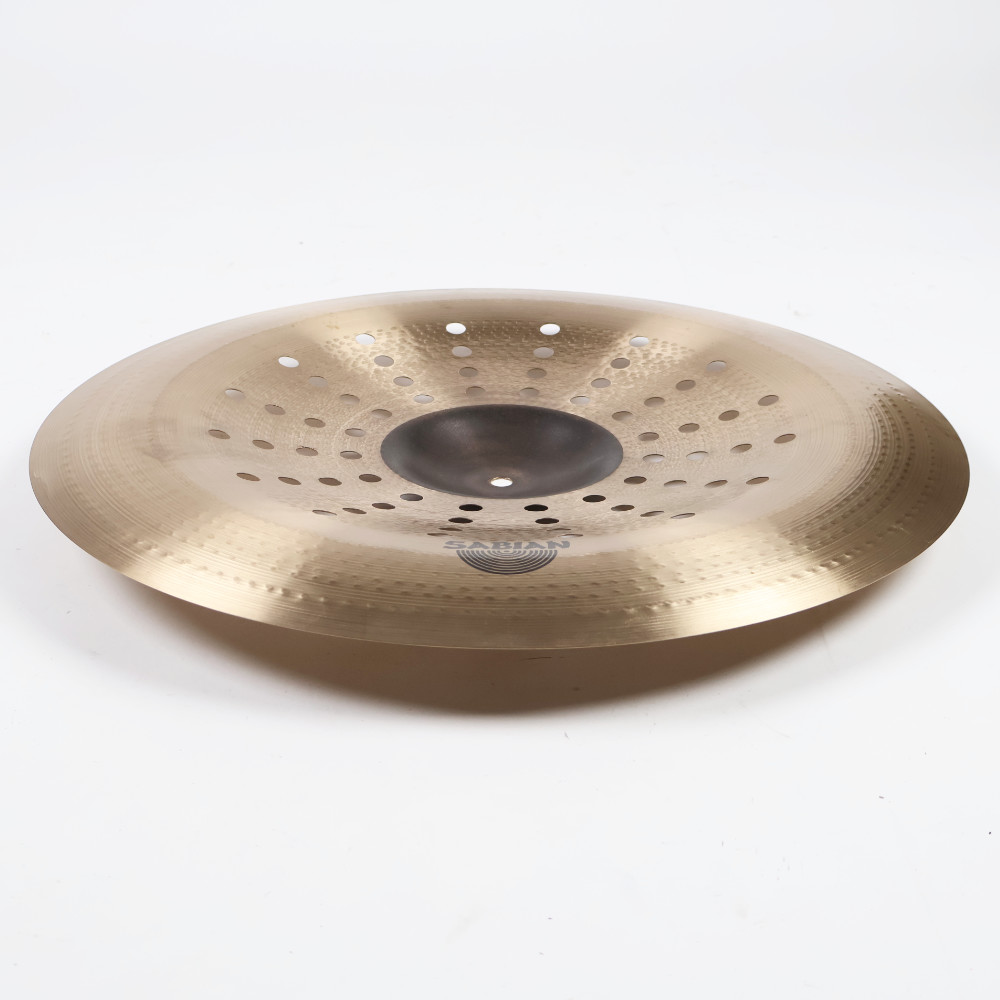【中古】 チャイナシンバル セイビアン SABIAN AA-21HC-B AA HOLY CHINA 21インチ チャイナシンバル 本体画像 斜め