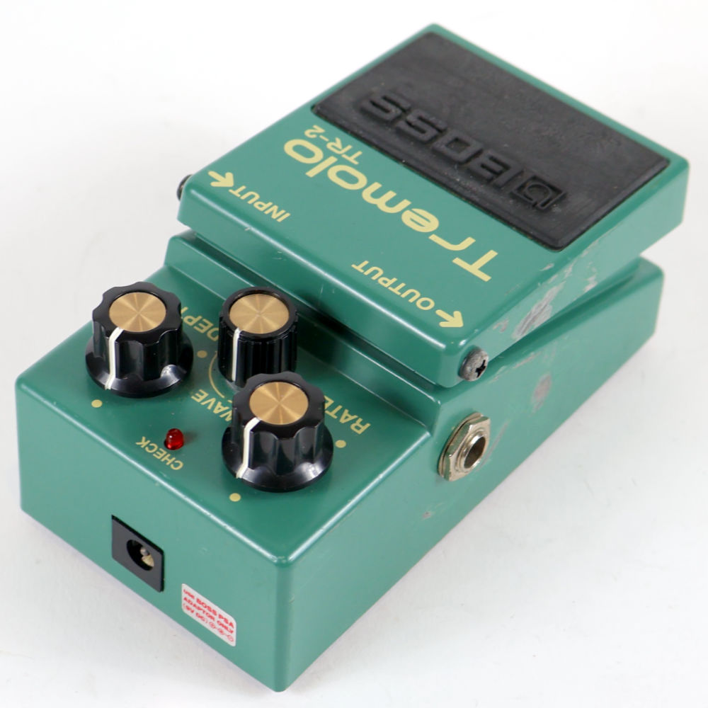【中古】 トレモロ エフェクター BOSS TR-2 Tremolo ギターエフェクター 左サイド