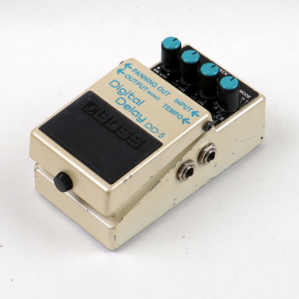 【中古】 デジタルディレイ エフェクター BOSS DD-5 Digtal Delay ギターエフェクター ディレイ 全体