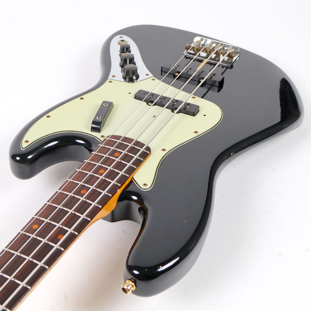 【中古】 Fender Custom Shop 1963 Jazz Bass Journeyman Relic Black over Aztec Gold 2023年製 マルチレイヤー マッチングヘッド仕様 フェンダー カスタムショップ ジャズベース カッタウェイ側