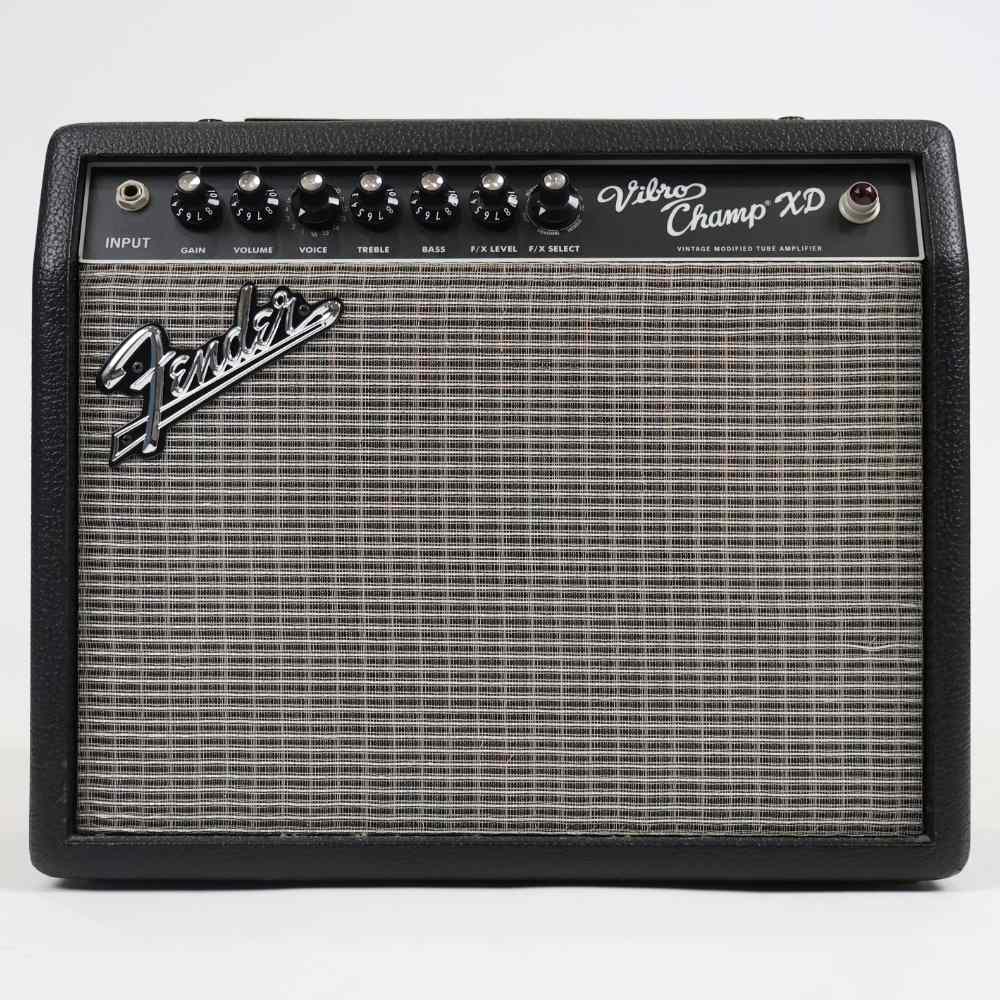 【中古】 ギターアンプ フェンダー FENDER VIBRO CHAMP XD コンボアンプ 本体画像