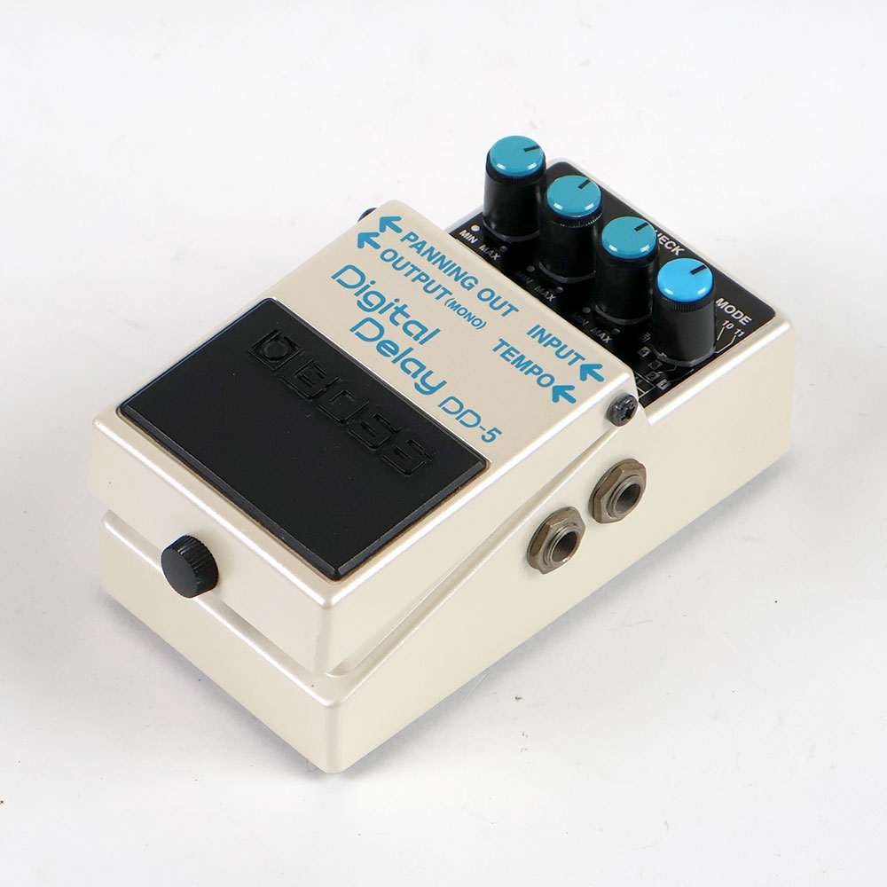 【中古】 デジタルディレイ エフェクター BOSS DD-5 Digtal Delay ギターエフェクター ディレイ 全体