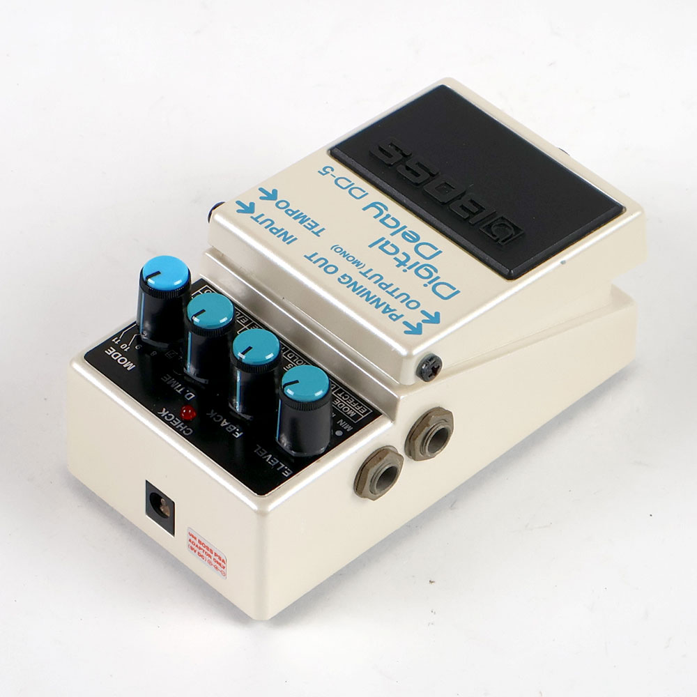 【中古】 デジタルディレイ エフェクター BOSS DD-5 Digtal Delay ギターエフェクター ディレイ 全体