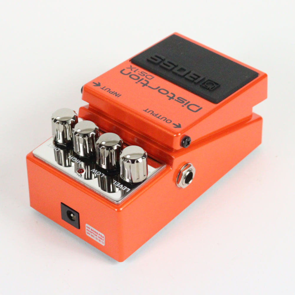 【中古】ディストーション エフェクター BOSS DS-1X Distortion ギターエフェクター リア斜めアングル画像