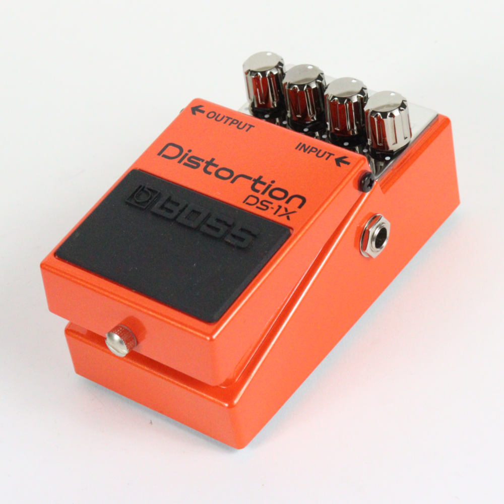 【中古】ディストーション エフェクター BOSS DS-1X Distortion ギターエフェクター 斜めアングル画像