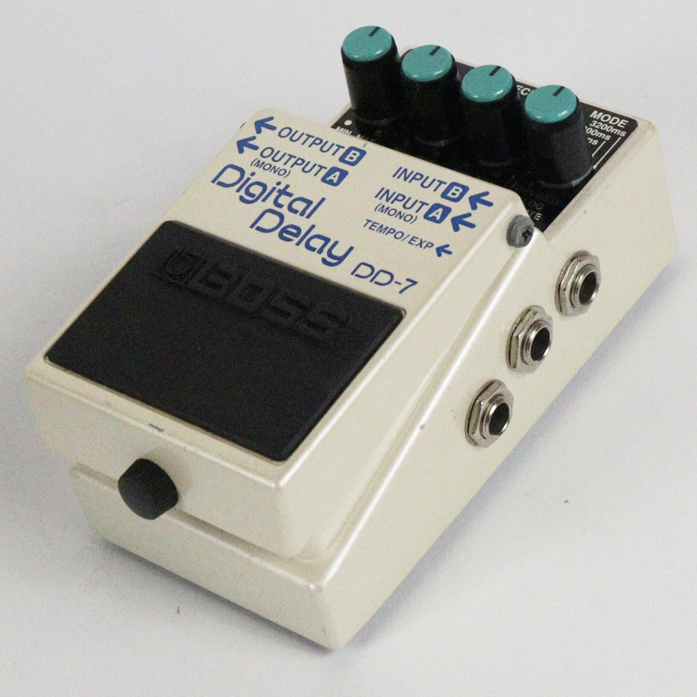 【中古】ディレイ エフェクター BOSS DD-7 Digital Delay ギターエフェクター デジタルディレイ 側面