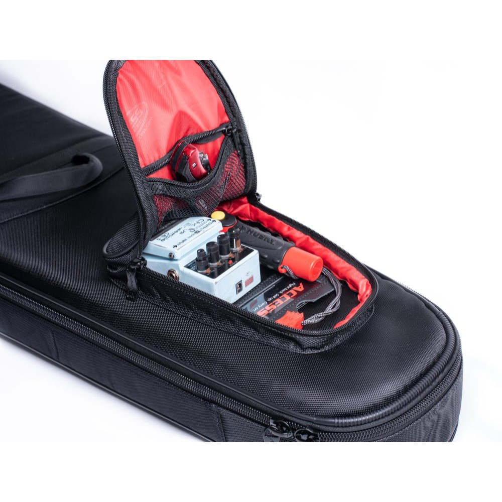 ACCESS アクセス AB4EB1 Stage Fourシリーズ エレキベース用ギグバッグ ポケット使用例画像2