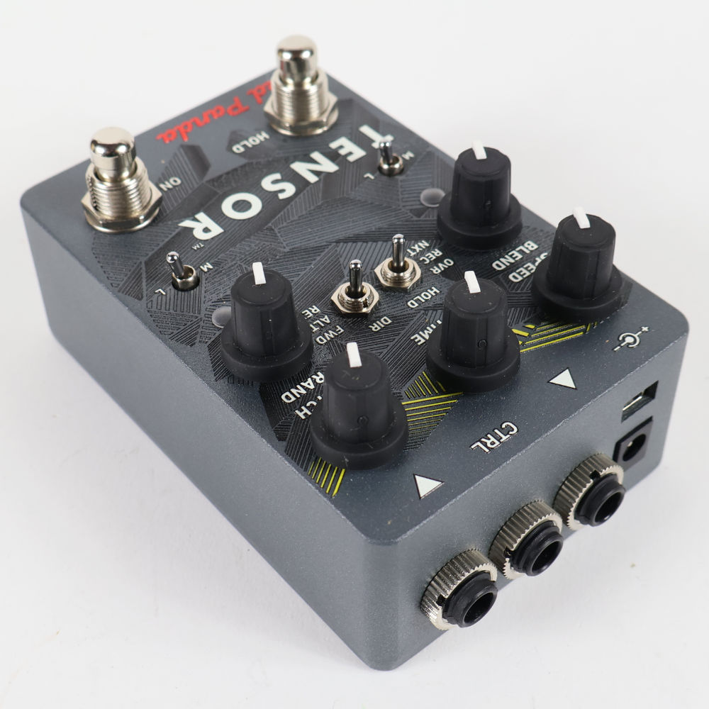 【中古】 Red Panda Tensor ギターエフェクター 本体画像 斜め 1