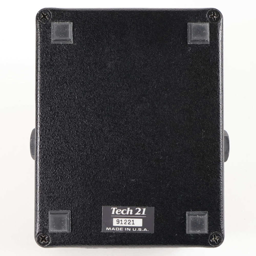 【中古】 ディストーション Tech 21 XXL エフェクター 本体画像 裏 