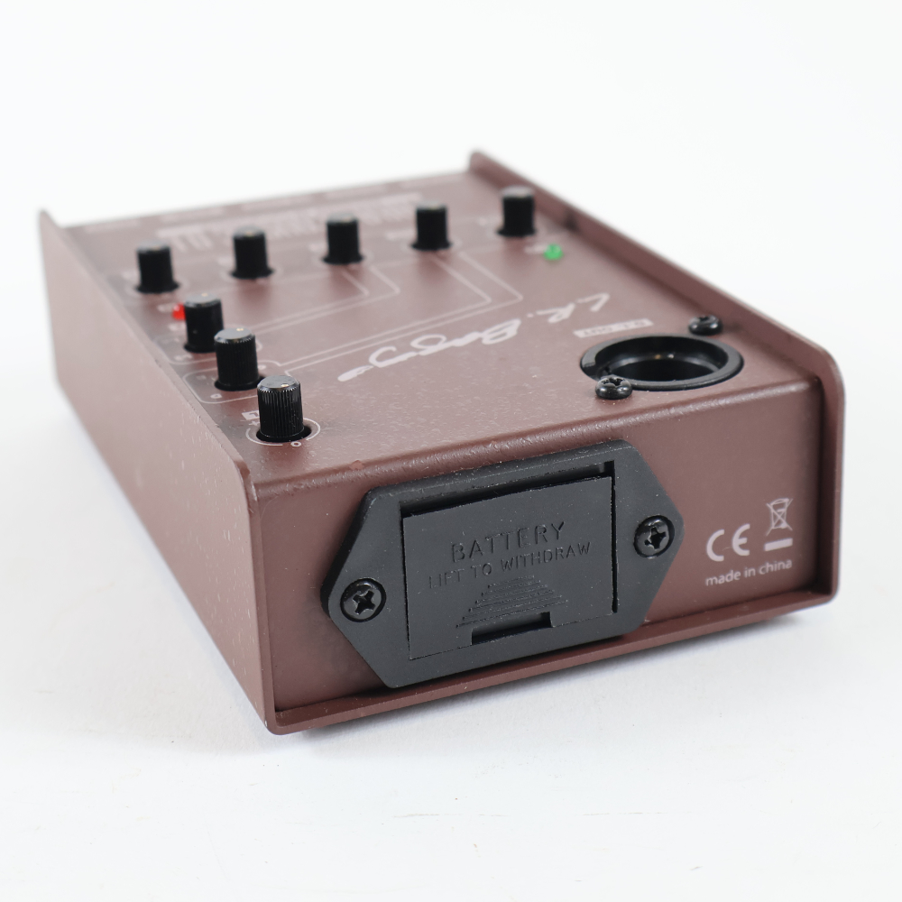 【中古】 ダイレクトボックス DIボックス L.R.BAGGS Para Acoustic D.I. アコギ用ダイレクトボックス 本体画像 斜め