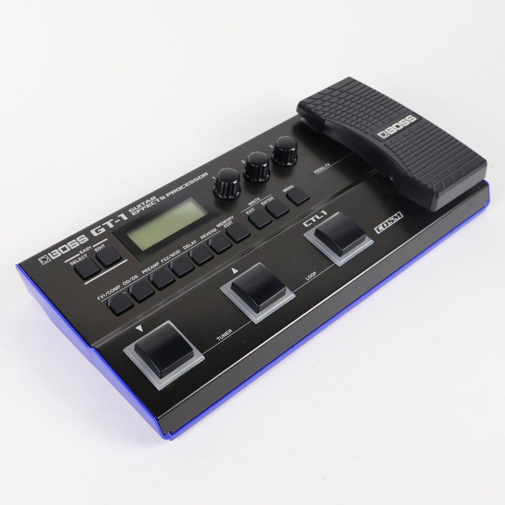 【中古】ボス マルチエフェクター BOSS GT-1 Guitar Effect Processor 本体画像 斜め