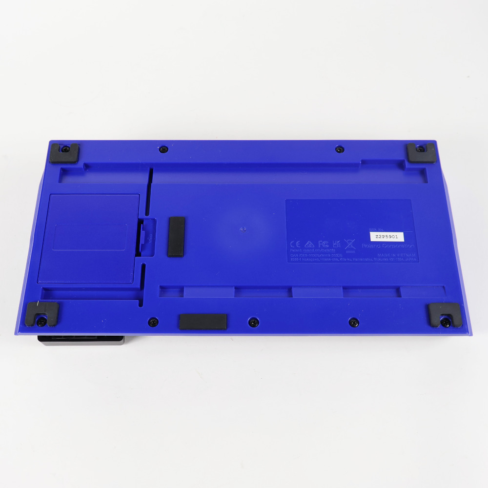 【中古】ボス マルチエフェクター BOSS GT-1 Guitar Effect Processor 本体画像 裏 