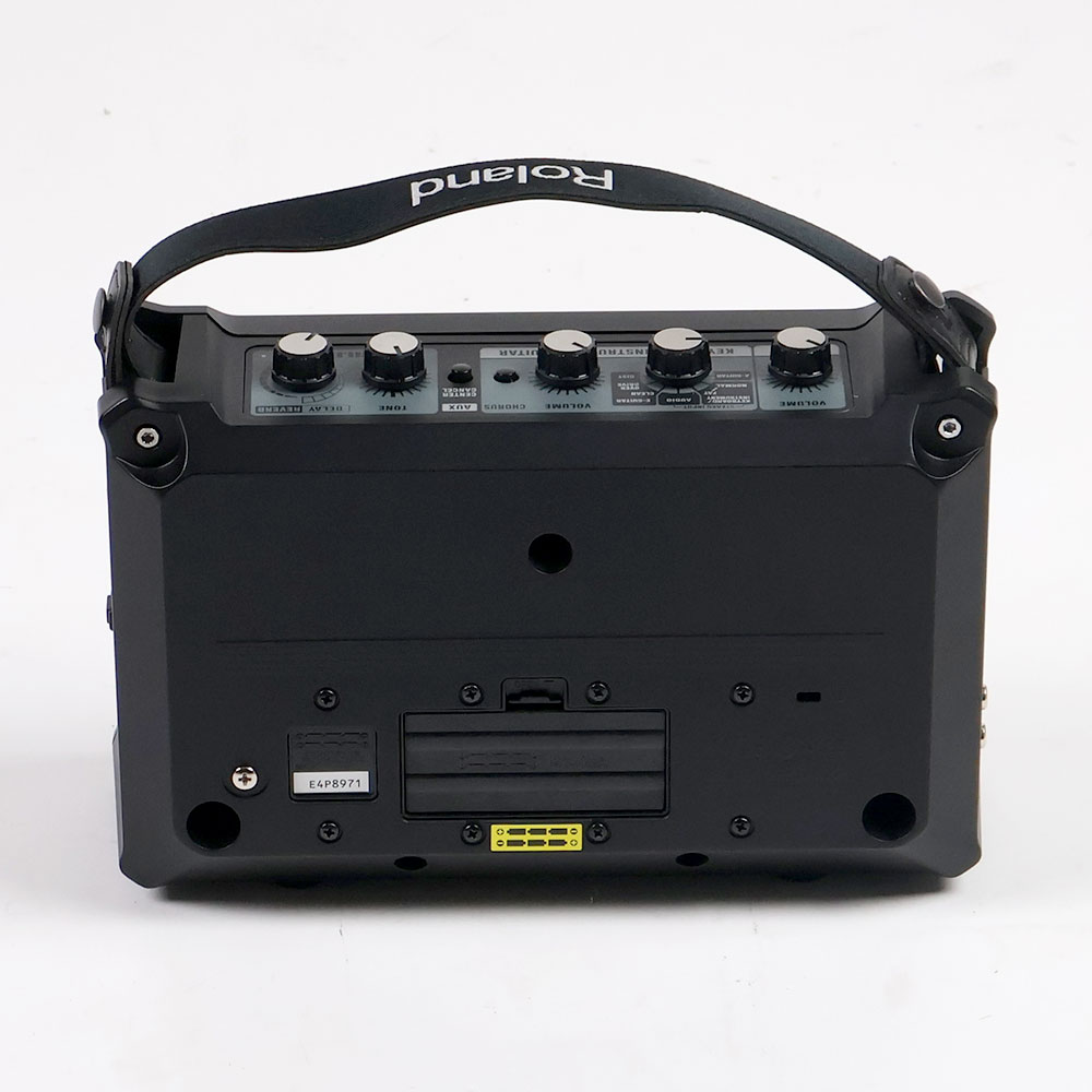 【中古】 ポータブルアンプ ROLAND ローランド MOBILE CUBE モバイルキューブ 背面