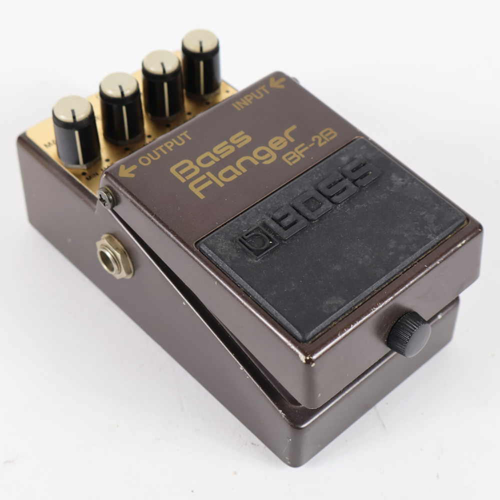 【中古】ベースフランジャー エフェクター BOSS BF-2B Bass Flanger ベースエフェクター 本体画像 斜め 2