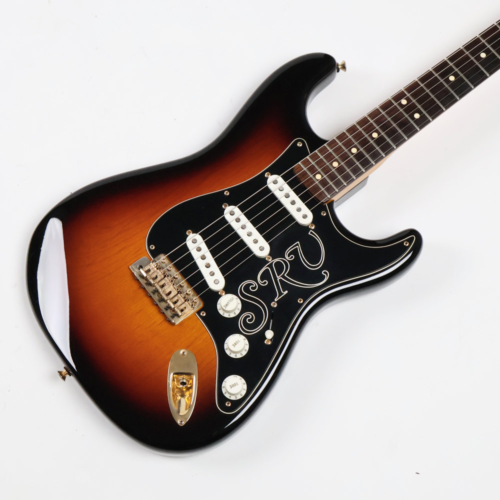 【中古】 エレキギター Fender Stevie Ray Vaughan Stratocaster Pau Ferro Fingerboard 3-Color Sunburst 2011年製 フェンダー スティーヴィー・レイヴォーン ストラトキャスター パーフェロー指板 ボディトップ
