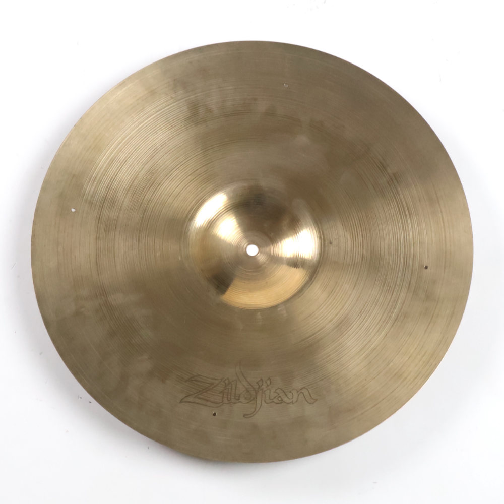 【中古】 クラッシュシンバル ジルジャン ZILDJIAN A Zildjian MEDIUM THIN CRASH 18インチ 70s〜80s リベット穴付き 裏面画像