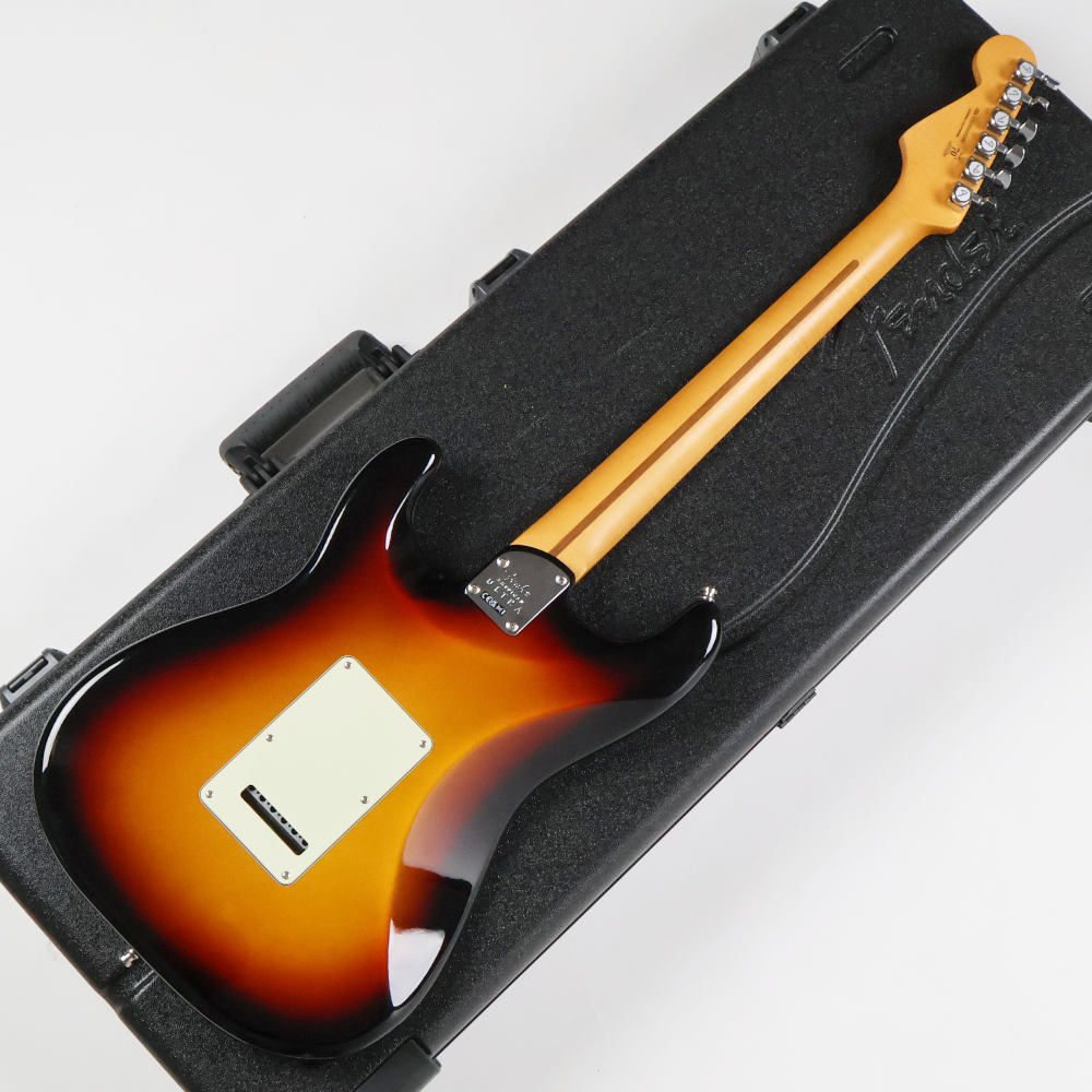 【中古】 エレキギター Fender American Ultra Stratocaster Rosewood Fingerboard Ultraburst 2024年製 フェンダー アメリカンウルトラストラトキャスター ボディバック画像 