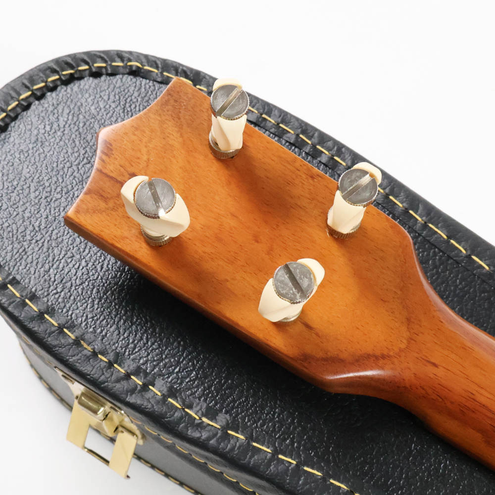 【中古】 ウクレレ KAMAKA バリトンウクレレ ホワイトラベル 弦長484mm 80-90年代製 カマカ ヘッド裏画像