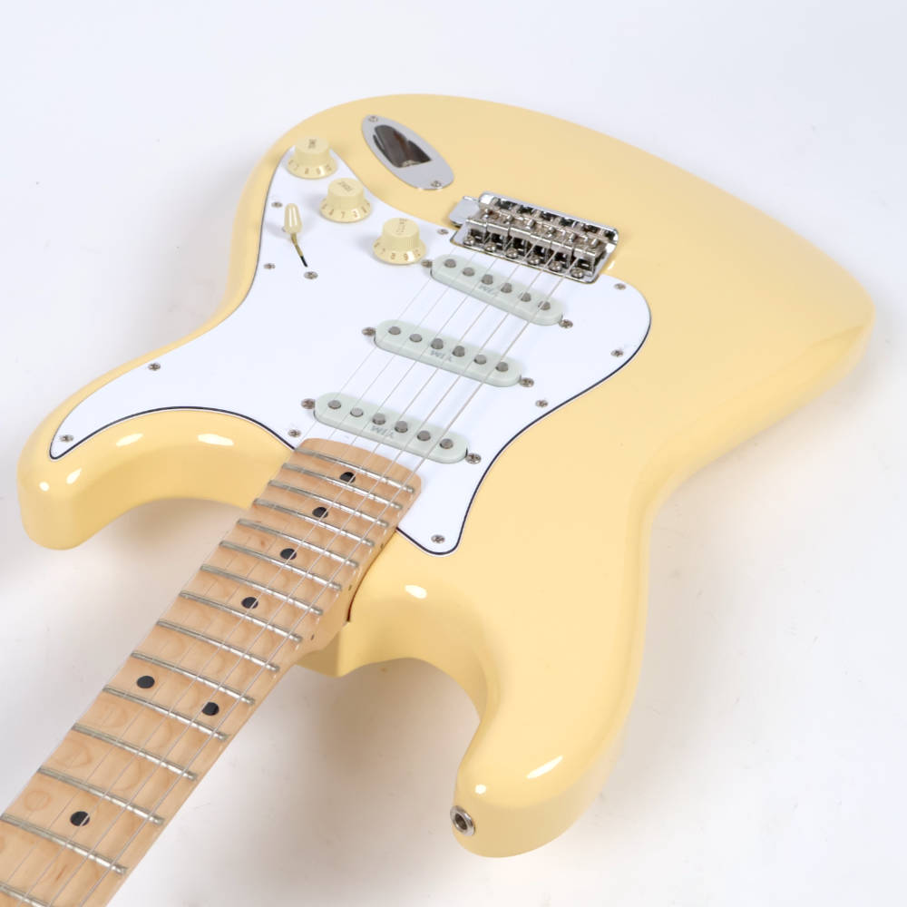 【中古】 エレキギター Fender Yngwie Malmsteen Stratocaster Scalloped Maple Fingerboard Vintage White 2025年製 美品 フェンダー イングヴェイ・マルムスティーンモデル ストラトキャスター カッタウェイ側