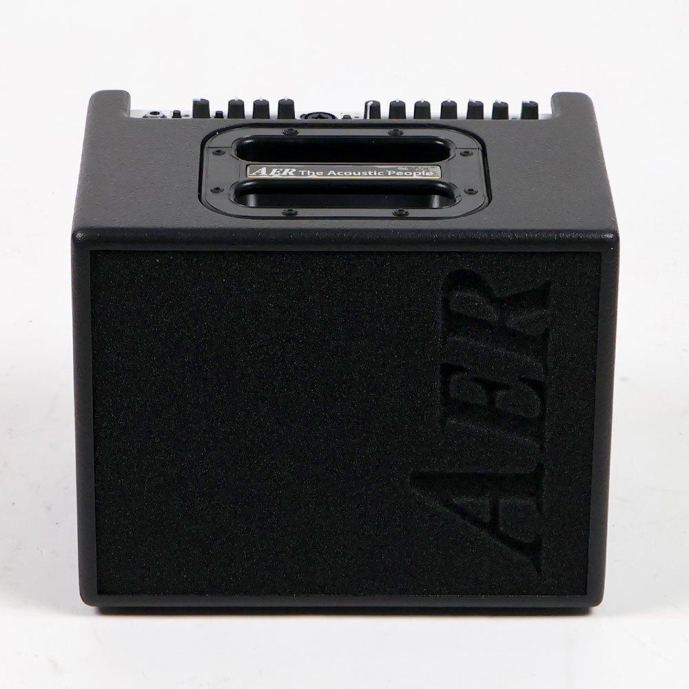 【中古】 アコースティックギターアンプ AER Compact60/3 正面