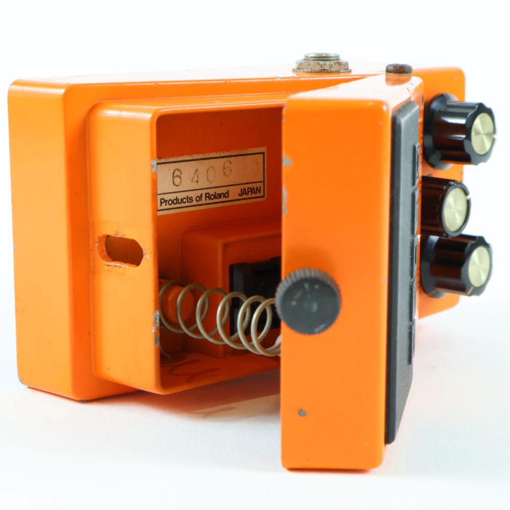 【中古】 ディストーション エフェクター BOSS DS-1 Distortion Made in Japan ギターエフェクター シリアル