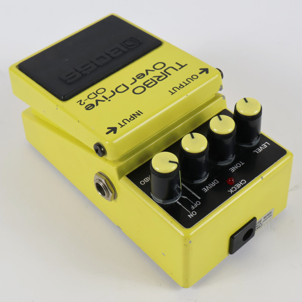 【中古】ターボオーバードライブ エフェクター BOSS OD-2 TURBO OverDrive Made in Japan ボス ギターエフェクター 本体画像 斜め 2