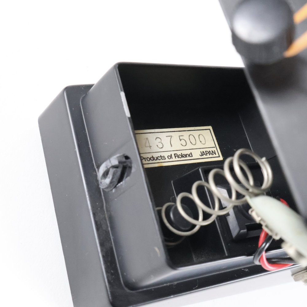 【中古】 ヘビーメタル エフェクター BOSS HM-2 Heavy Metal Made in Japan ディストーション ギターエフェクター シリアルナンバー