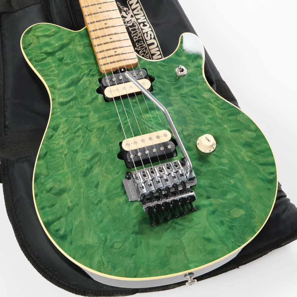 【中古】 エレキギター Music Man AXIS EX Trans Green 1997年製 日本製 ミュージックマン アクシスEX EVHモデルと同じスイッチ位置 ボディ画像