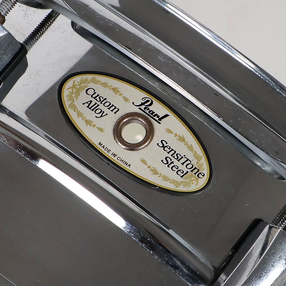 【中古】 スネアドラム パール Pearl SensiTone Steel Custom Alloy 14x5.5 スチールシェル エンブレム