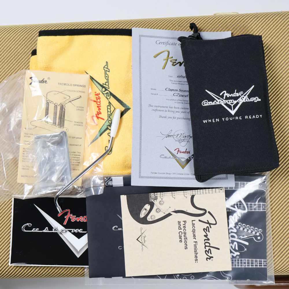 【中古】 エレキギター Fender Custom Shop Eric Clapton Signature Stratocaster Blackie 2014年製 フェンダー カスタムショップ ストラトキャスター エリック・クラプトン ブラッキー Noiseless Pickup 付属品画像