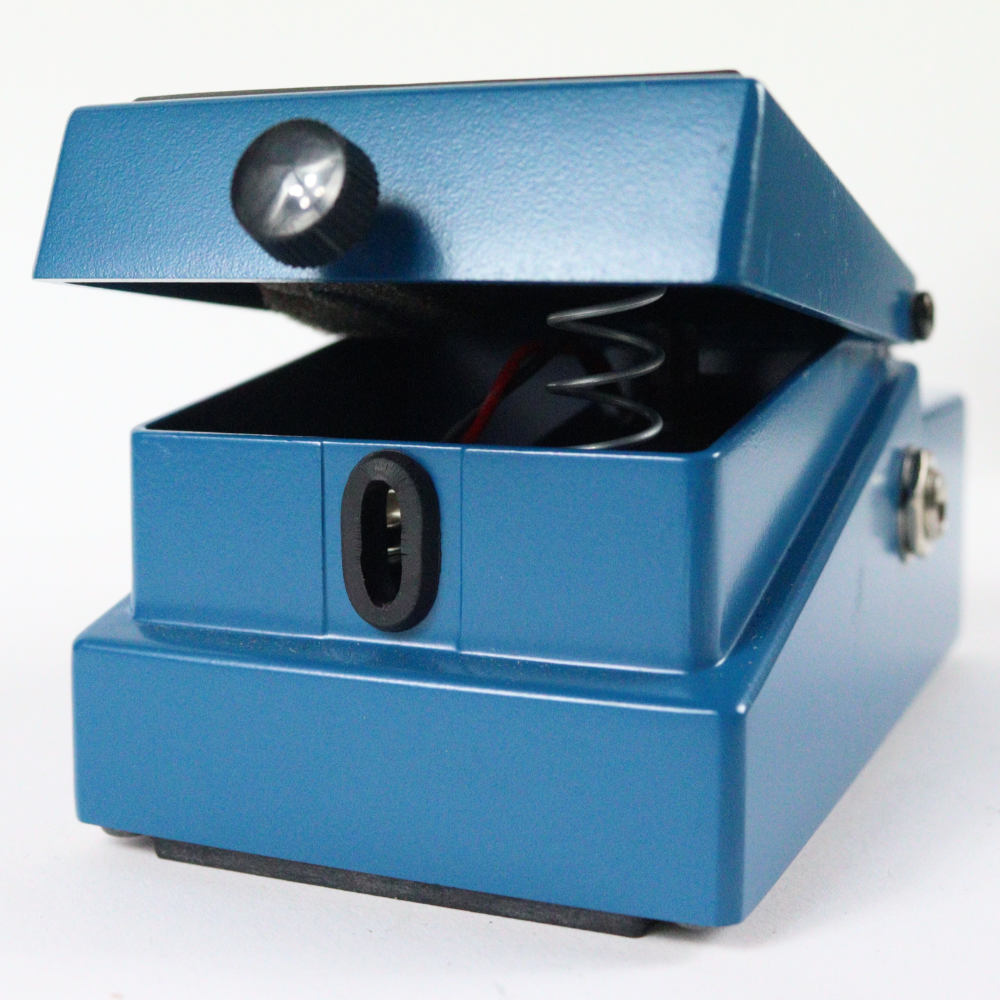 【中古】 ブルースドライバー エフェクター BOSS BD-2 Blues Driver ギターエフェクター オーバードライブ ブルドラ 電池ボックスゴムパーツ