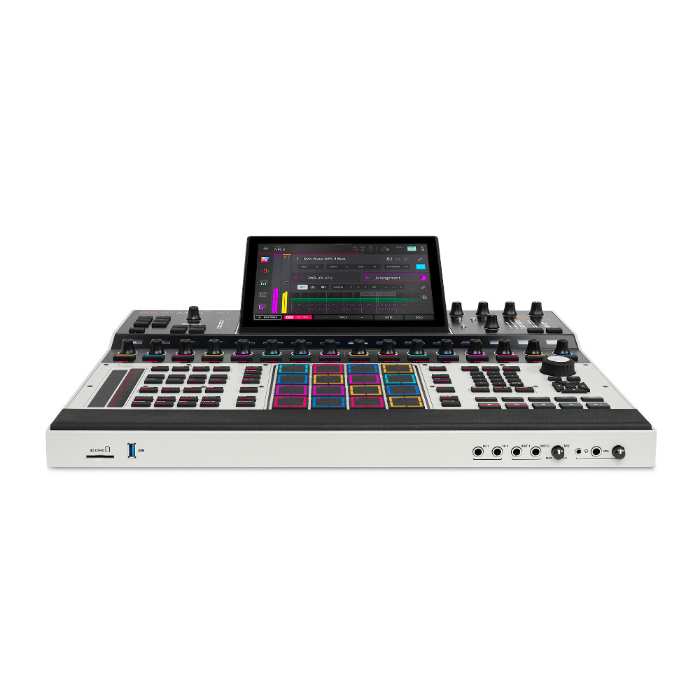 AKAI Professional アカイプロフェッショナル MPC XL フラッグシップ スタンドアロン サンプリング ドラムマシン フロント斜めアングル画像