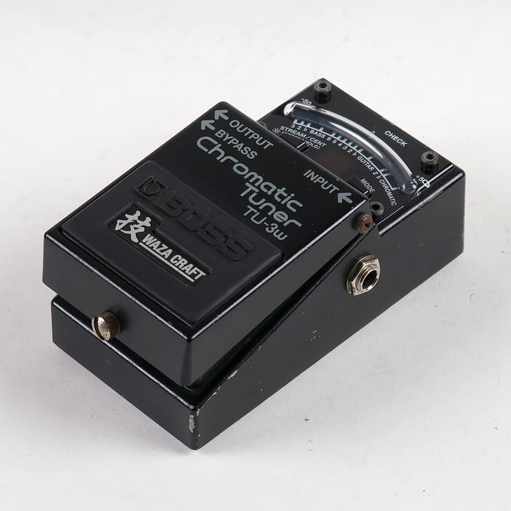 【中古】 BOSS TU-3W Chromatic Tuner WAZA CRAFTシリーズ ギターチューナー 全体