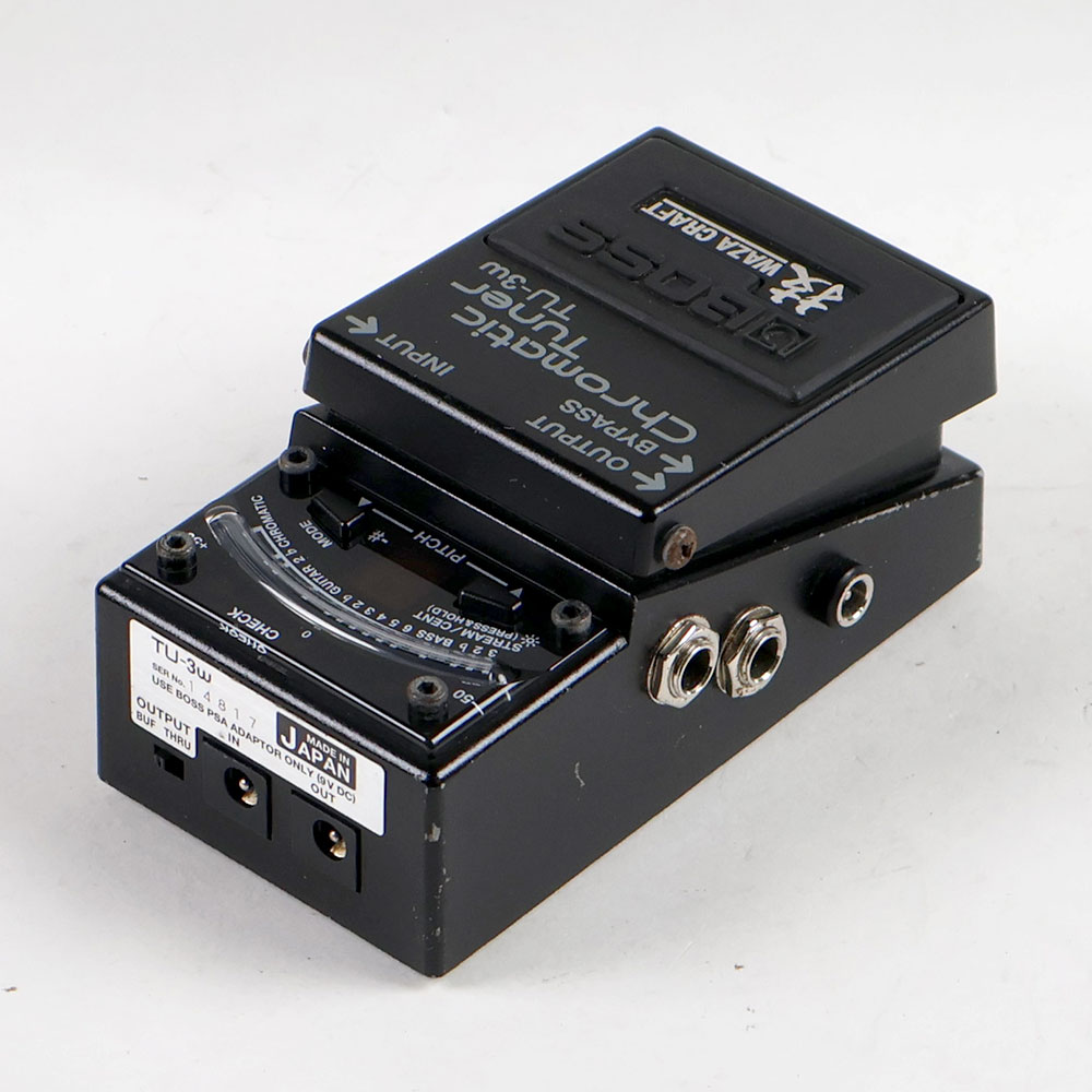 【中古】 BOSS TU-3W Chromatic Tuner WAZA CRAFTシリーズ ギターチューナー 全体