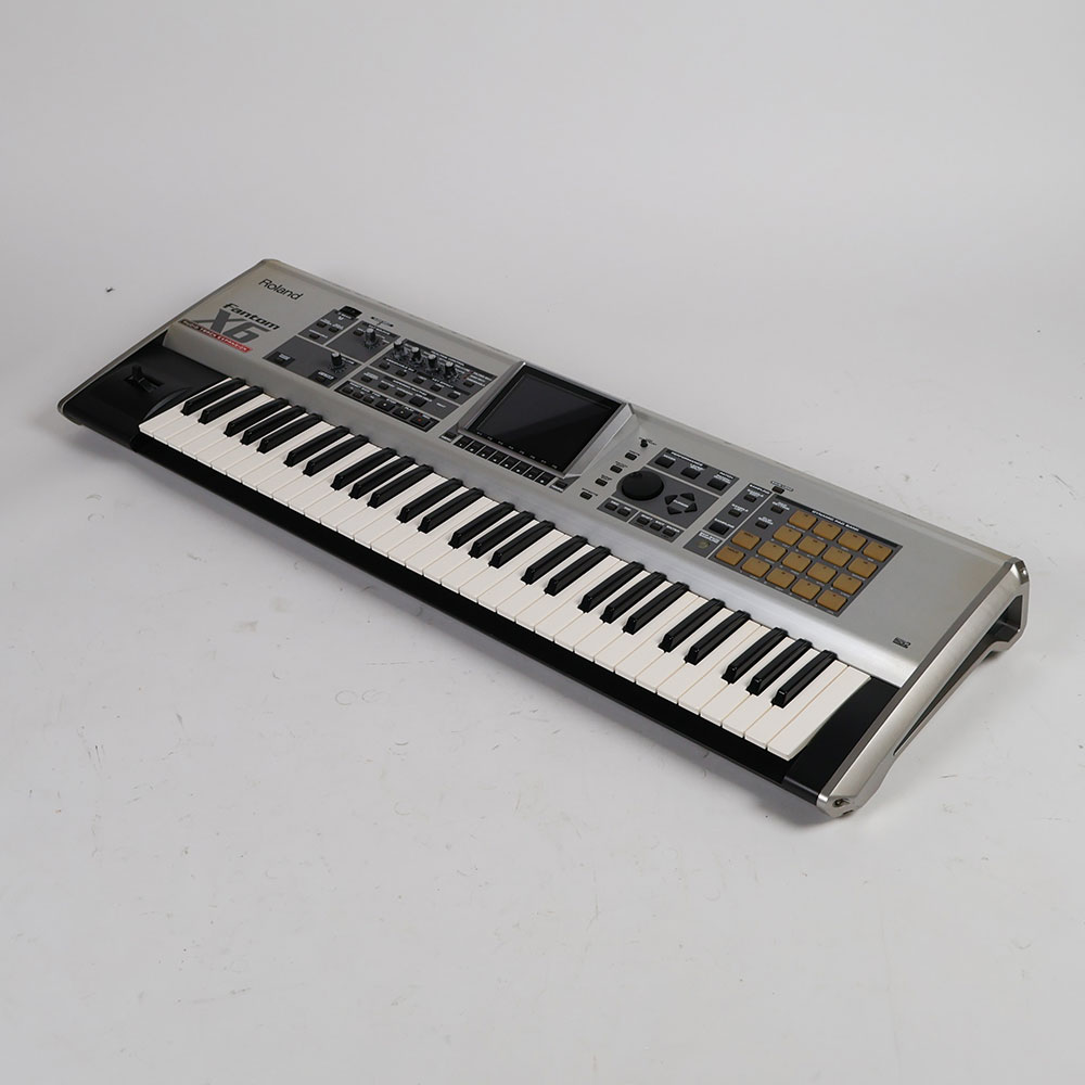 【中古】 シンセサイザー ROLAND FANTOM-X6 Audio Track Expansion ローランド 全体