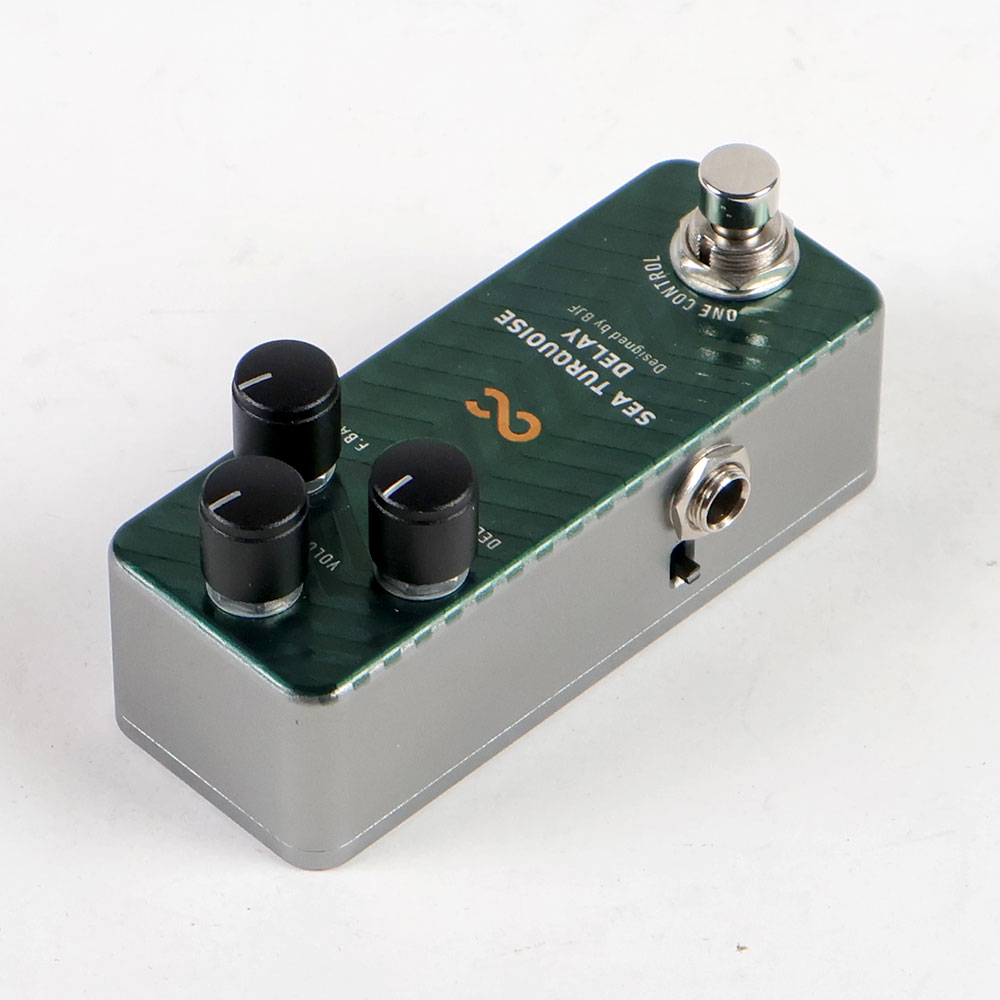 【中古】 One Control SEA TURQUOISE DELAY ディレイ ギターエフェクター 全体