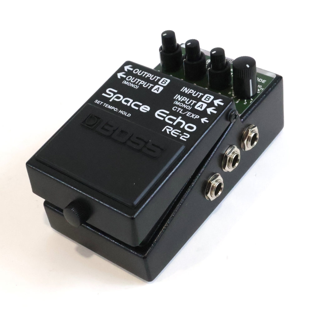 【中古】 BOSS RE-2 Space Echo スペースエコー エコー ディレイ リバーブ ギターエフェクター 斜めアングル画像