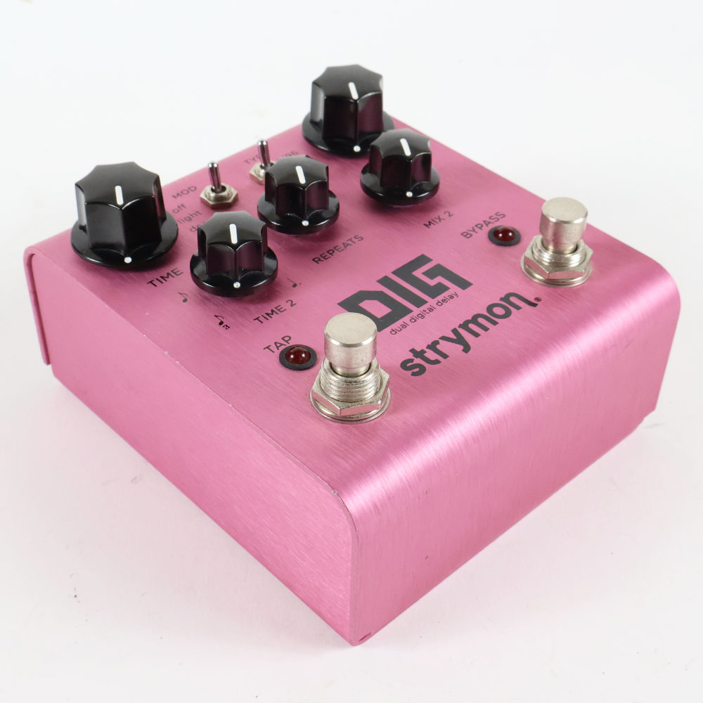 【中古】 ディレイ strymon DIG dual digital delay ストライモン ギターエフェクター 本体画像 斜め