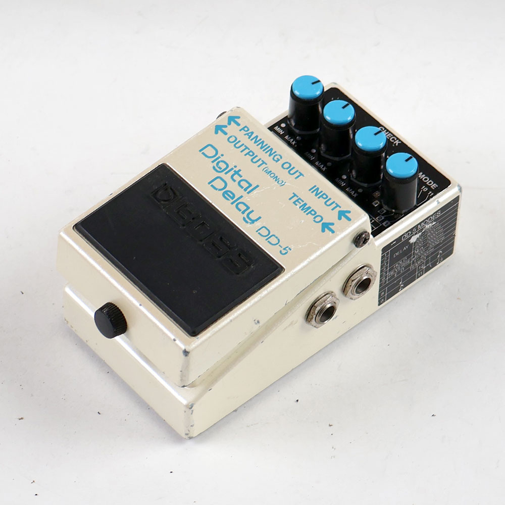 【中古】 デジタルディレイ エフェクター BOSS DD-5 Digtal Delay ギターエフェクター ディレイ 全体