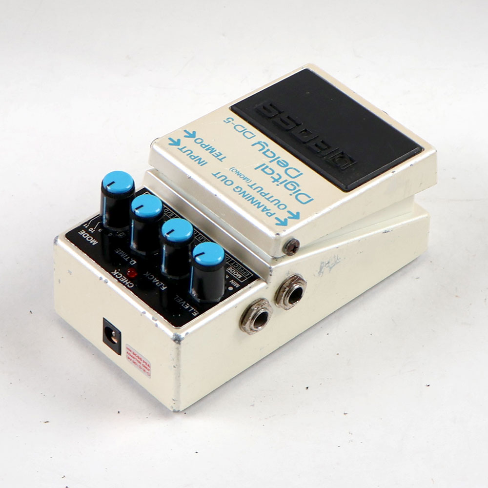 【中古】 デジタルディレイ エフェクター BOSS DD-5 Digtal Delay ギターエフェクター ディレイ 全体