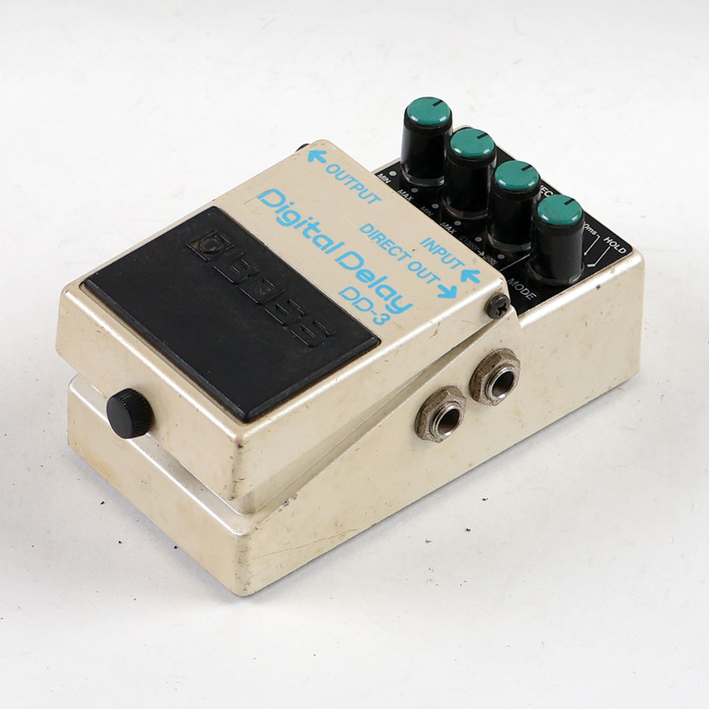 【中古】 デジタルディレイ エフェクター BOSS DD-3 Digtal Delay MADE IN JAPAN ギターエフェクター ディレイ 全体