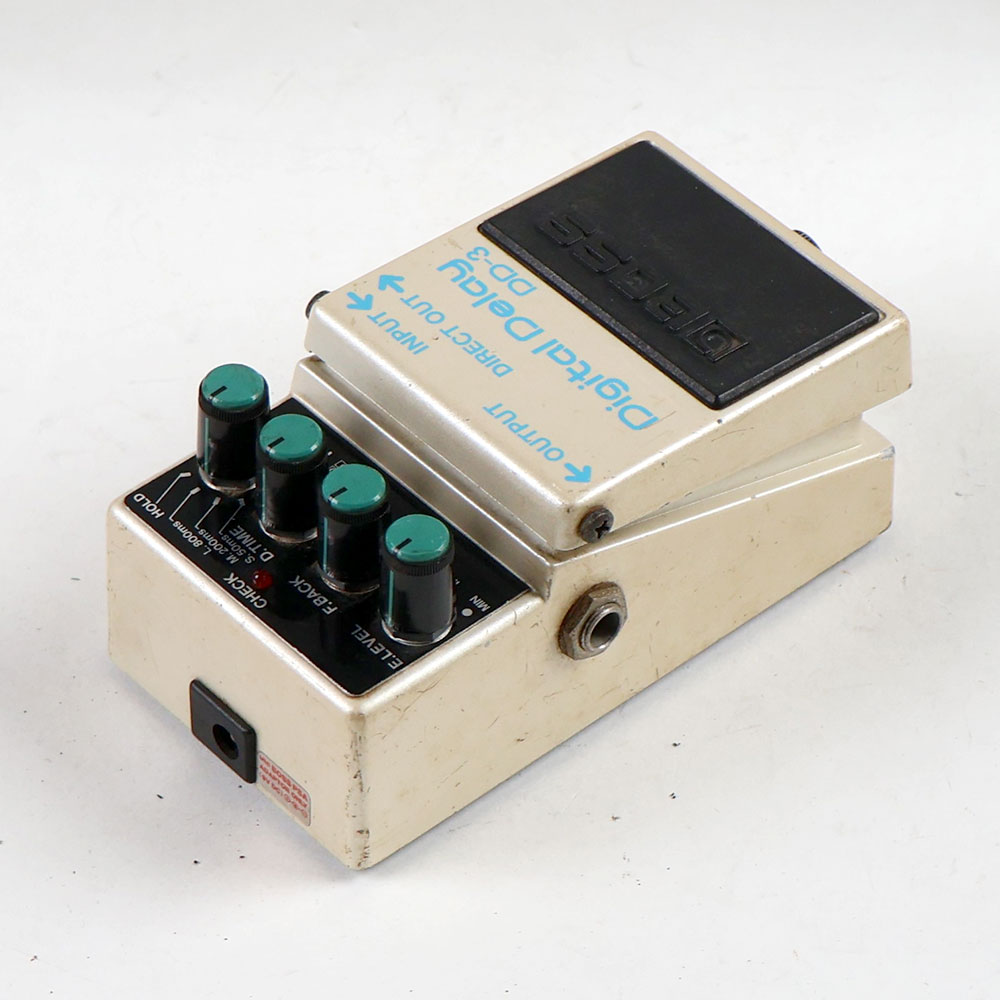 【中古】 デジタルディレイ エフェクター BOSS DD-3 Digtal Delay MADE IN JAPAN ギターエフェクター ディレイ 全体