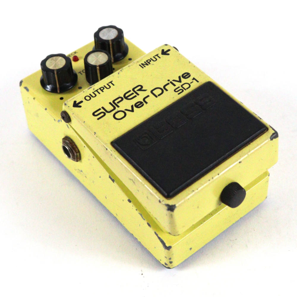 【中古】 スーパーオーバードライブ エフェクター BOSS SD-1 Super Over Drive Made in Japan ギターエフェクター 斜めアングル画像