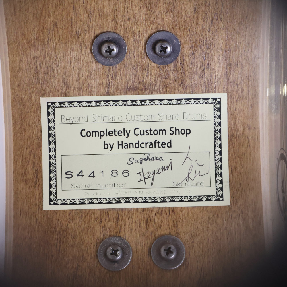 【中古】スネアドラム メイペックス ビヨンドシマノ MAPEX & Beyond Shimano Black Panther Maple Snare 14×5.5 ラベル