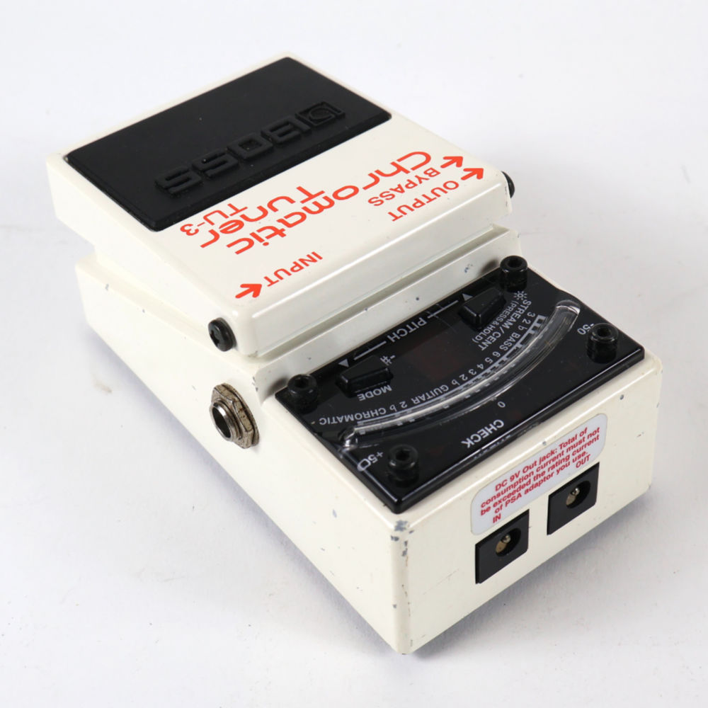【中古】 クロマチックチューナー BOSS TU-3 Chromatic Tuner リア斜めアングル画像