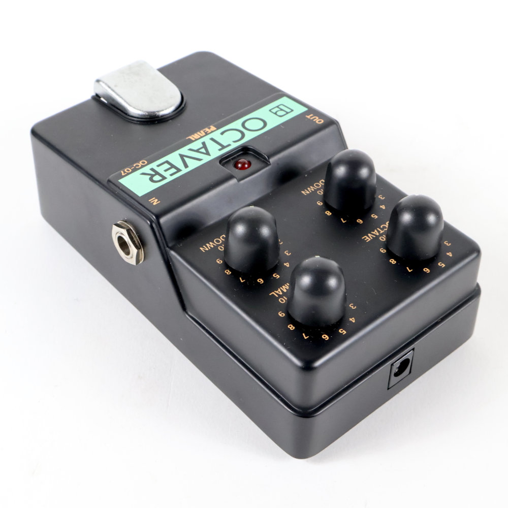 【中古】 オクターバー エフェクター PEARL OC-07 リア斜めアングル画像