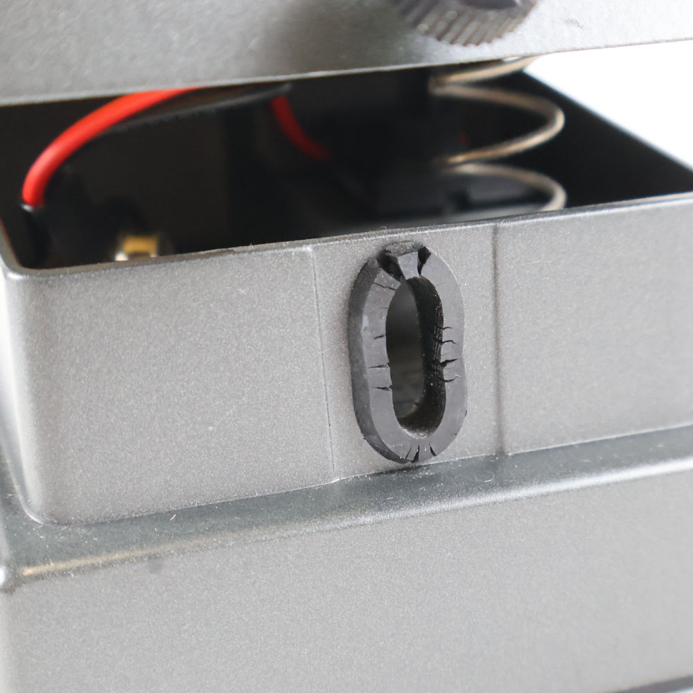 【中古】メタルゾーン エフェクター BOSS MT-2 Metal Zone ボス ギターエフェクター 詳細画像