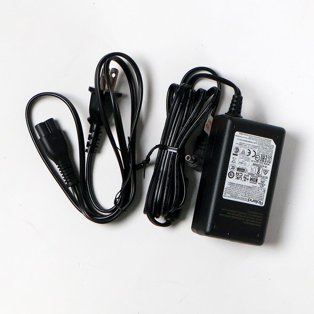 【中古】 ギターアンプ ローランド ROLAND CUBE Street RED 乾電池駆動パフォーマンス用ステレオアンプ ギターアンプ 付属品