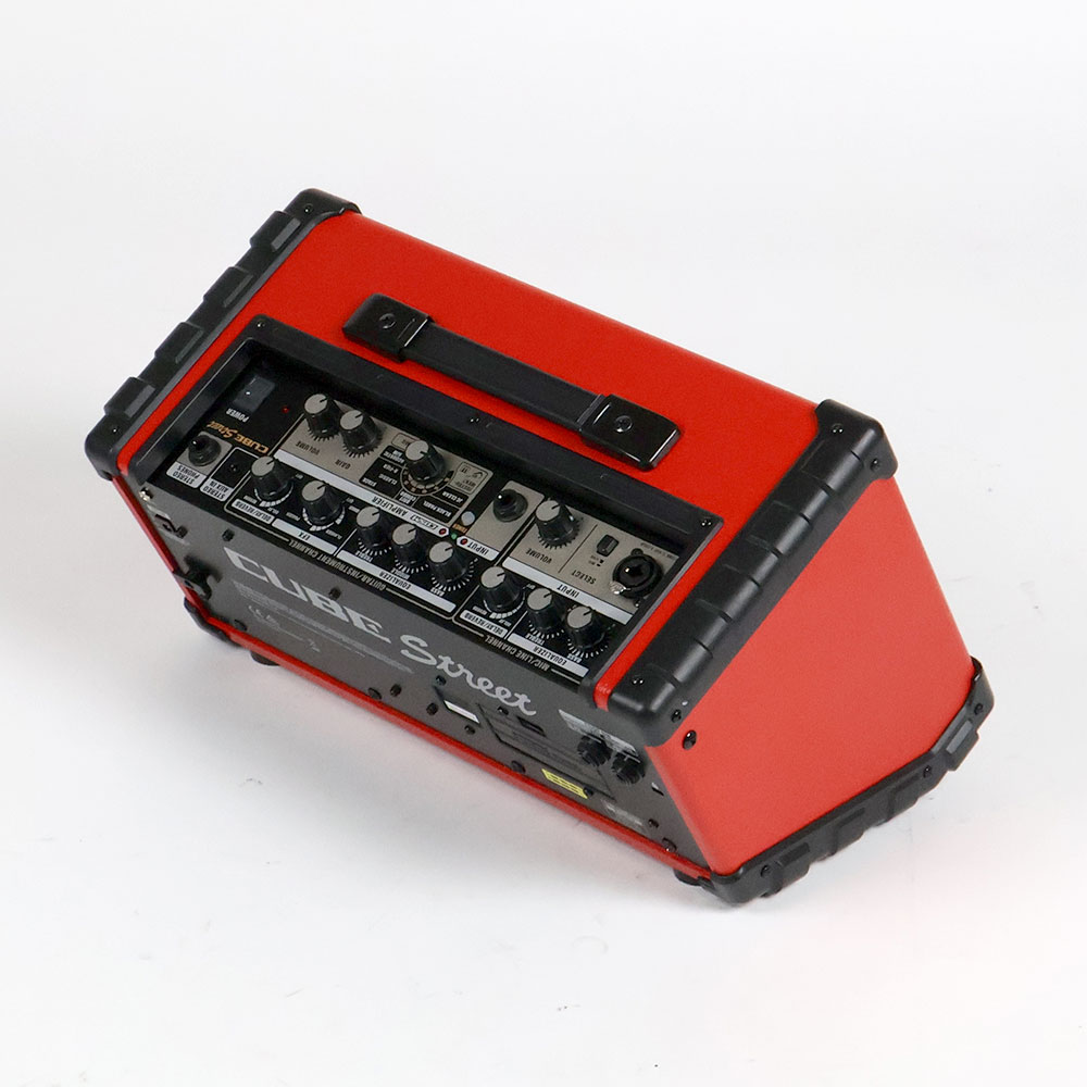 【中古】 ギターアンプ ローランド ROLAND CUBE Street RED 乾電池駆動パフォーマンス用ステレオアンプ ギターアンプ 側面