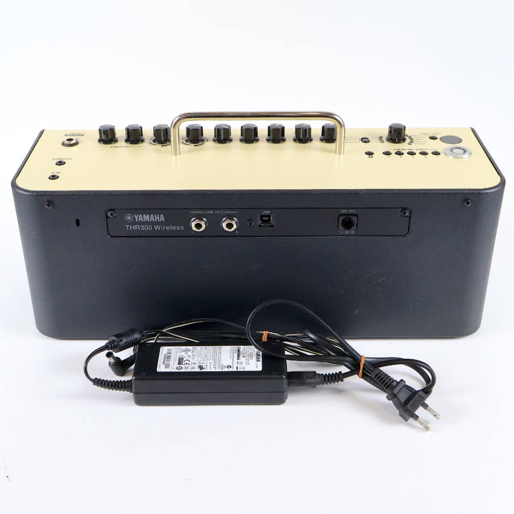 【中古】 ギターアンプ ヤマハ YAMAHA THR30II Wireless 小型ギターアンプ 背面